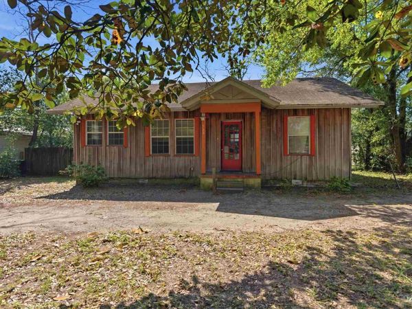 529 Michigan Ave, Pensacola, FL 32505