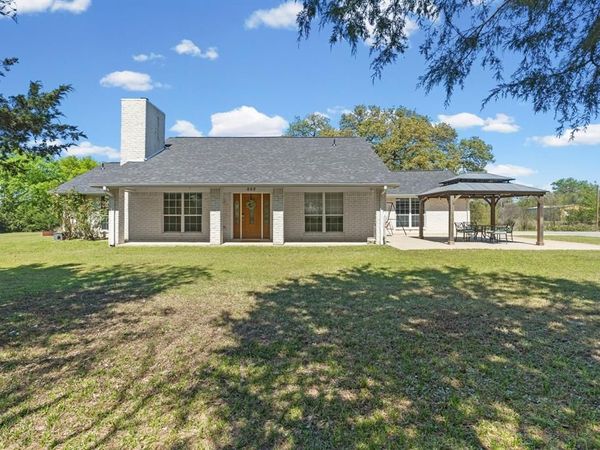 555 Rs County Road 4510, Point, TX 75472