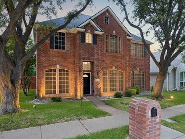 17909 Brent Drive, Dallas, TX 75287