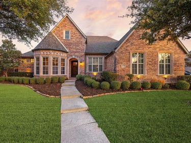 905 Cipriani Drive, Frisco, TX 75036