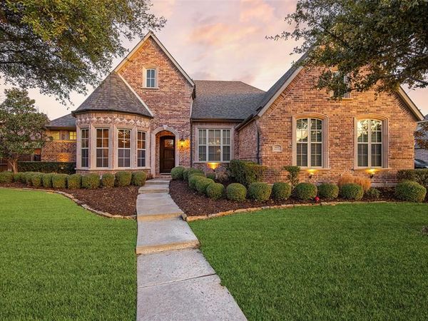 905 Cipriani Drive, Frisco, TX 75036