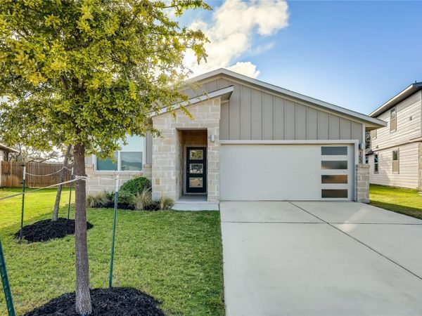 153 Filifera CT, Leander, TX 78641