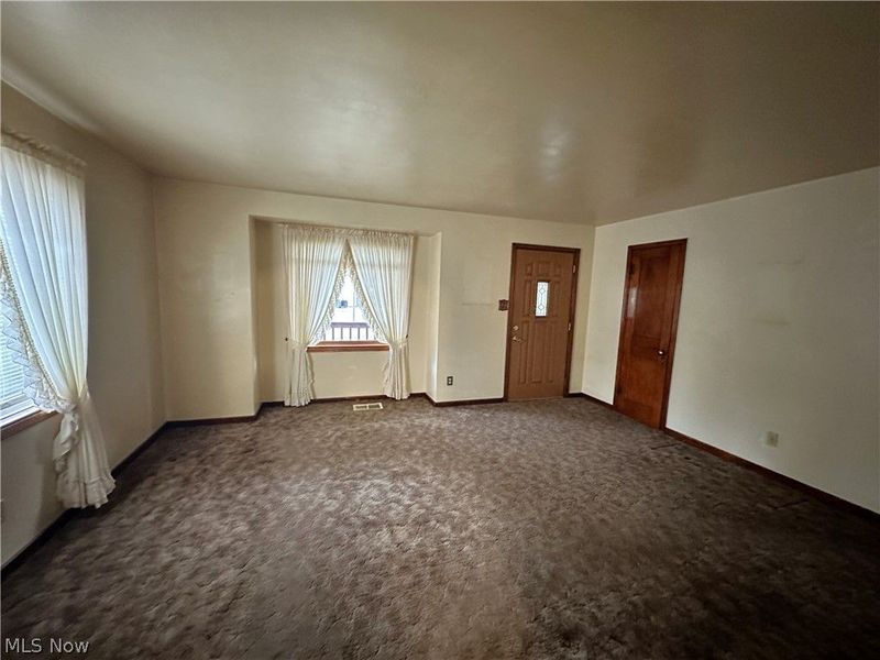 102 Beech Road, Weirton, WV 26062 Photo 2