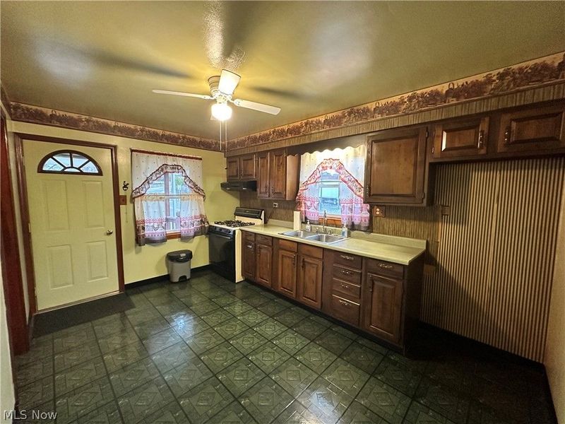 102 Beech Road, Weirton, WV 26062 Photo 5