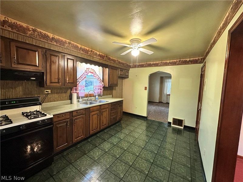 102 Beech Road, Weirton, WV 26062 Photo 7