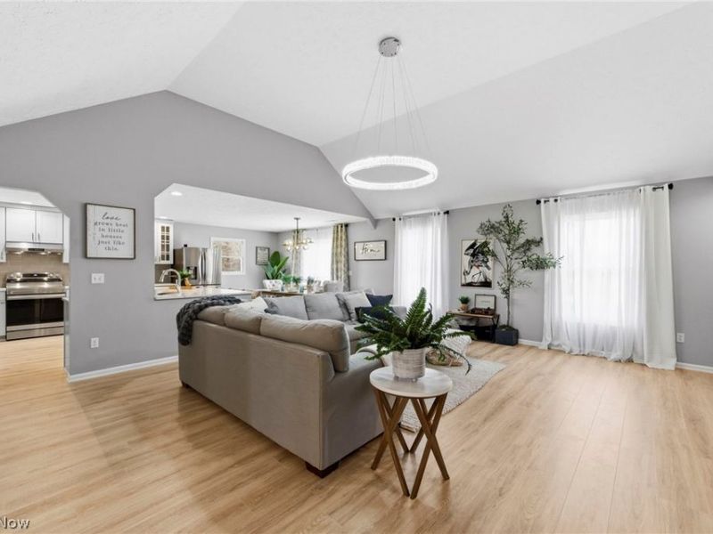 39292 Camelot Way, Avon, OH 44011 Photo 10