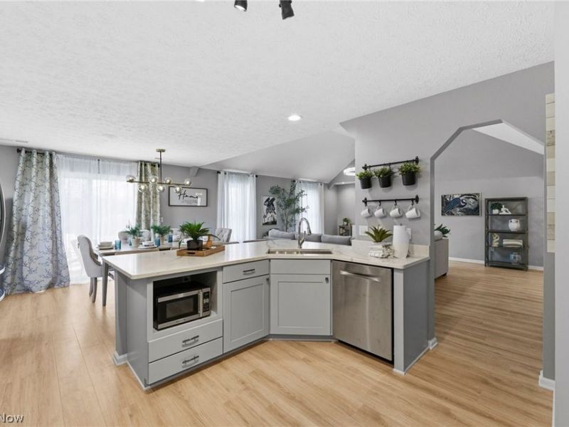 39292 Camelot Way, Avon, OH 44011 Photo 20