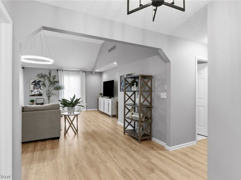 39292 Camelot Way, Avon, OH 44011 Photo 24