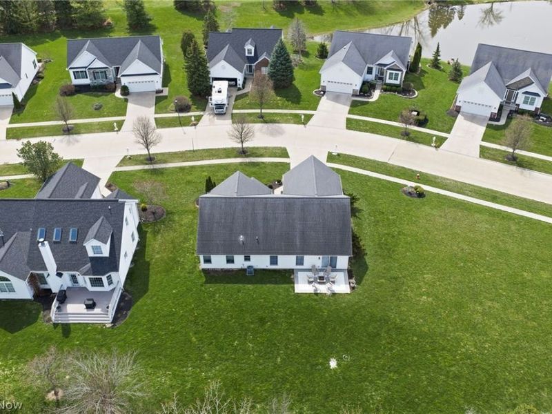 39292 Camelot Way, Avon, OH 44011 Photo 3