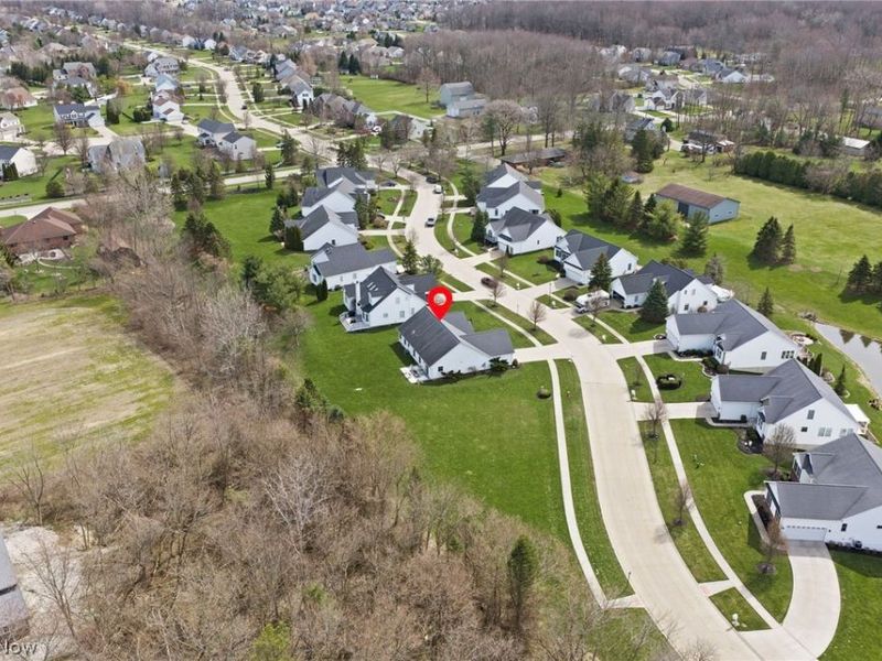 39292 Camelot Way, Avon, OH 44011 Photo 4