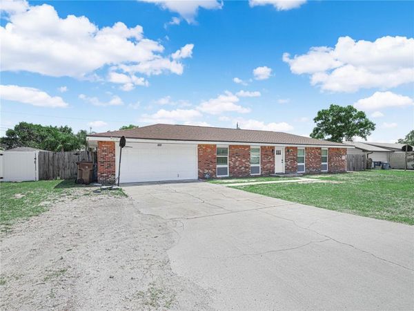 828 BRENTWOOD DRIVE , LAKE WALES, FL 33898