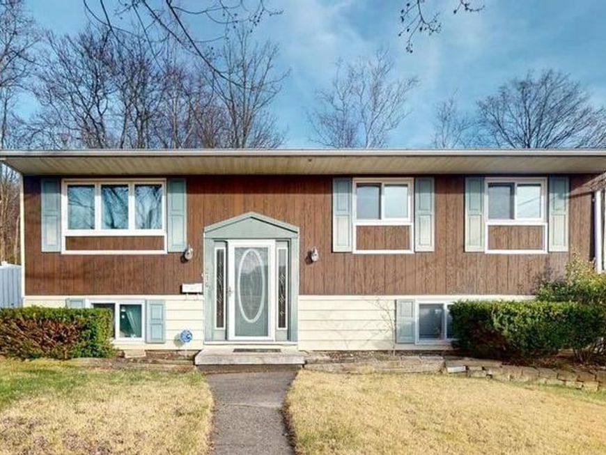 216 Mckinley Street, Westernport, MD 21562 Main Photo