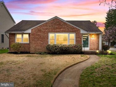 2010 WASHINGTON AVENUE, FREDERICKSBURG, VA 22401