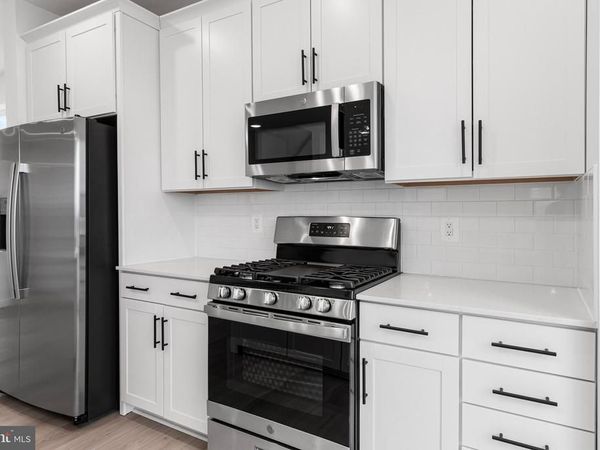 10110 WILKES DRIVE, WILLIAMSPORT, MD 21795