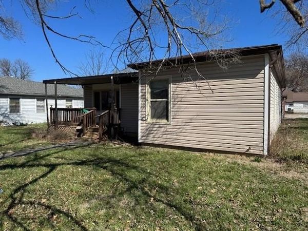 230 Allen Avenue, Chanute, KS 66720