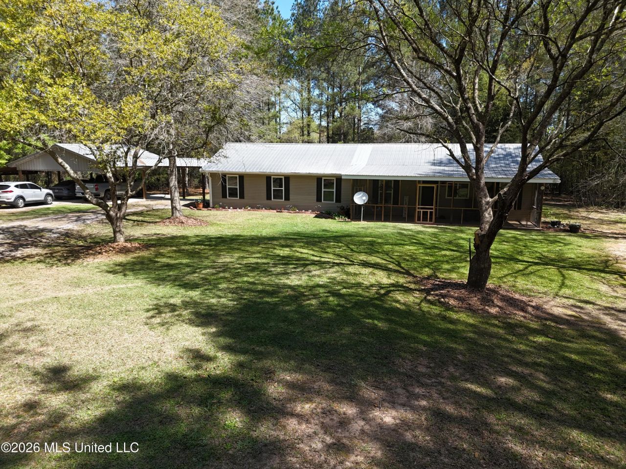 121 1 American Sand, Poplarville, MS 39470 Main Photo