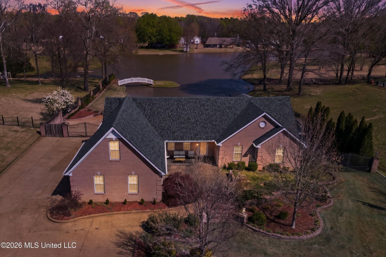 4092 Pinehurst Boulevard, Southaven, MS 38672 Main Photo