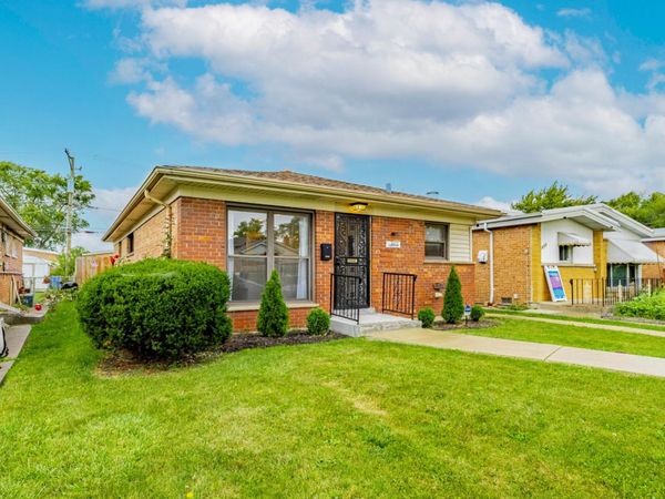 9430 S Parnell Avenue , Chicago, IL 60620