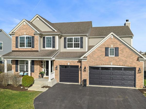 9612 Baumgartner Street , Huntley, IL 60142