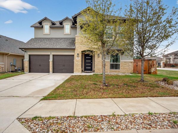 400 Cortona LN, Georgetown, TX 78628