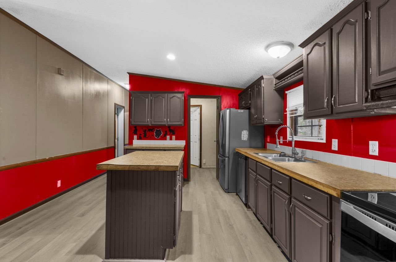 204 Dunmeyer Hill Road Photo 13