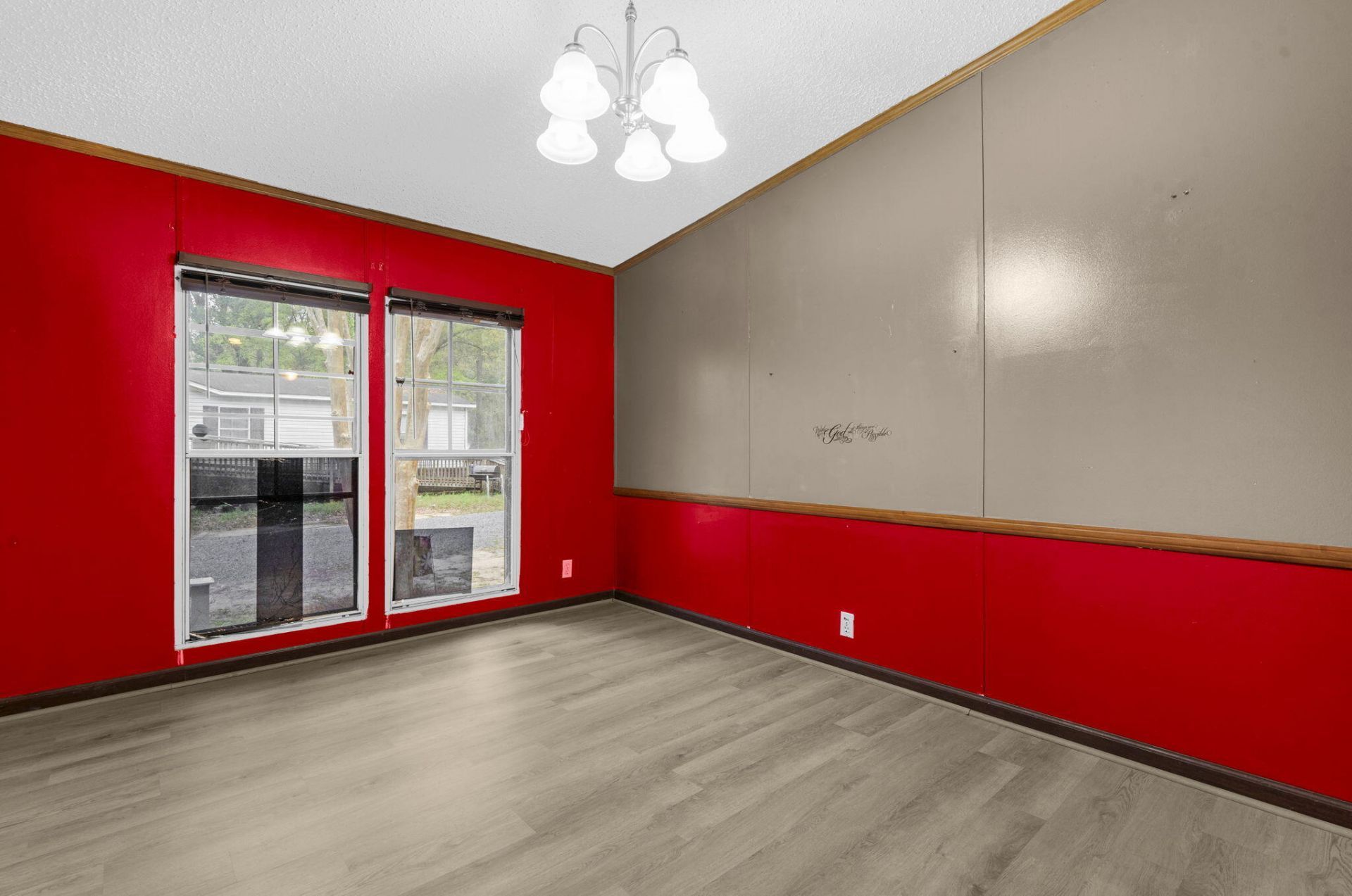 204 Dunmeyer Hill Road Photo 15