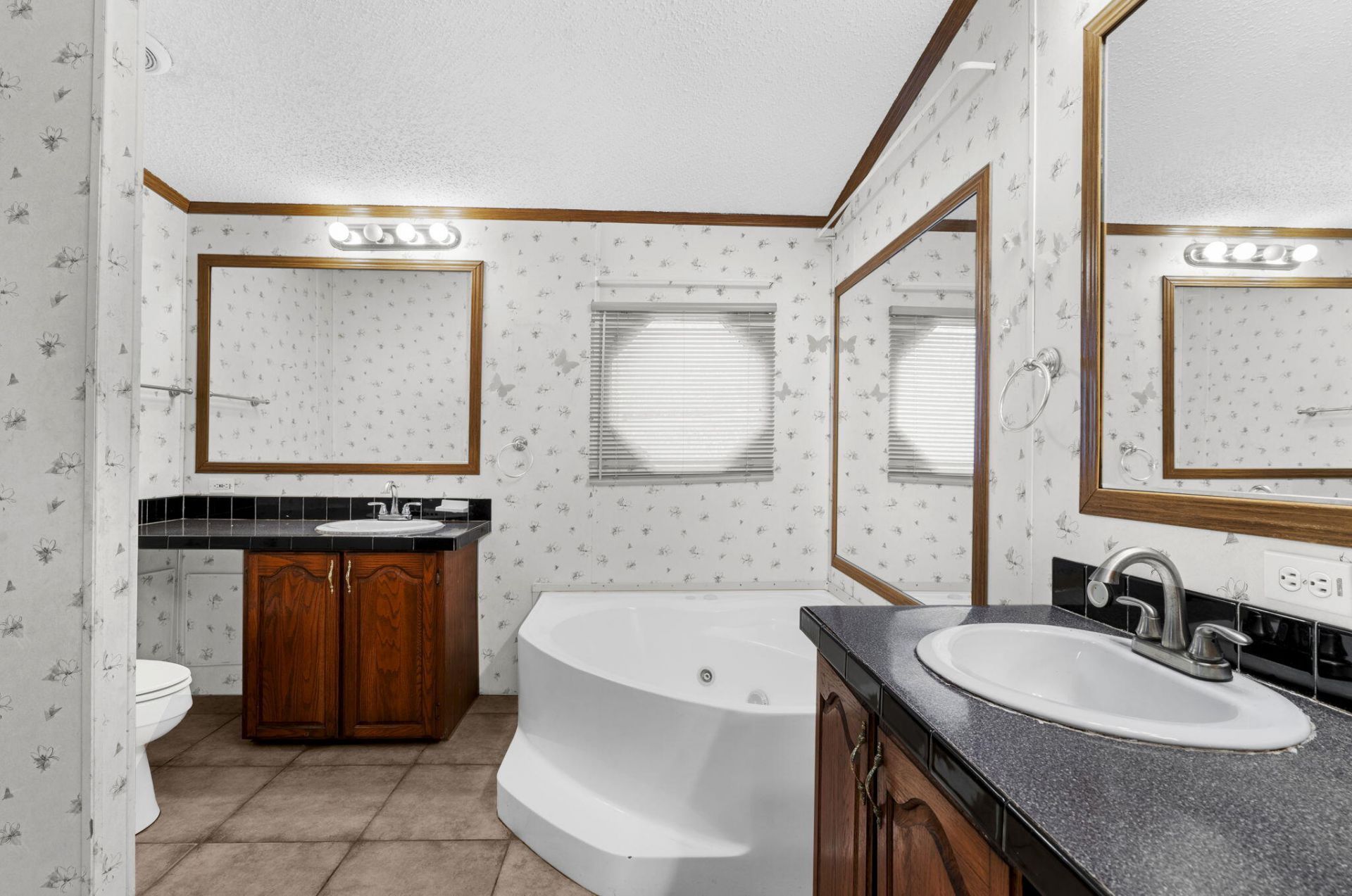 204 Dunmeyer Hill Road Photo 20