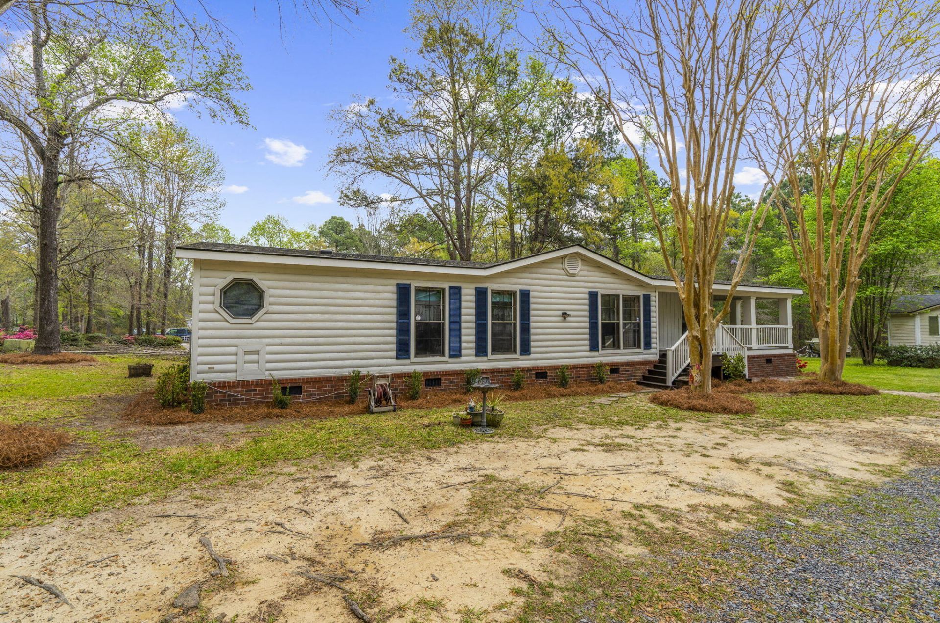 204 Dunmeyer Hill Road Photo 3