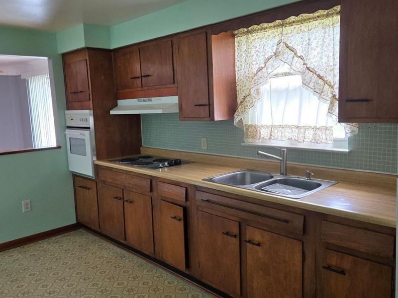 4221 Forsythia Drive, Union Twp, OH 45245 Photo 12