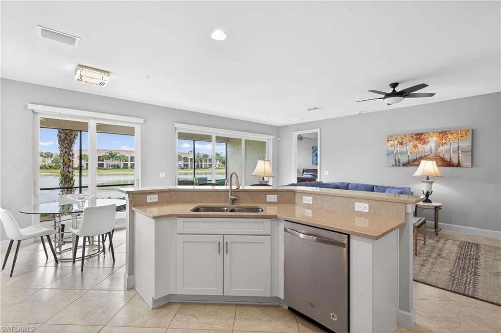 10210 Glastonbury Cir, Unit 101, Fort Myers, FL 33913 Photo