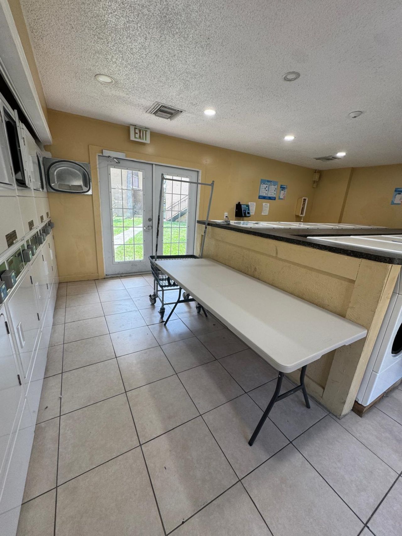 4451 Treehouse Lane, Unit 18e, Tamarac, FL 33319 Photo