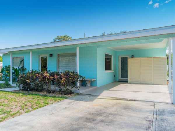 2574 NE Roberta Street, Jensen Beach, FL 34957