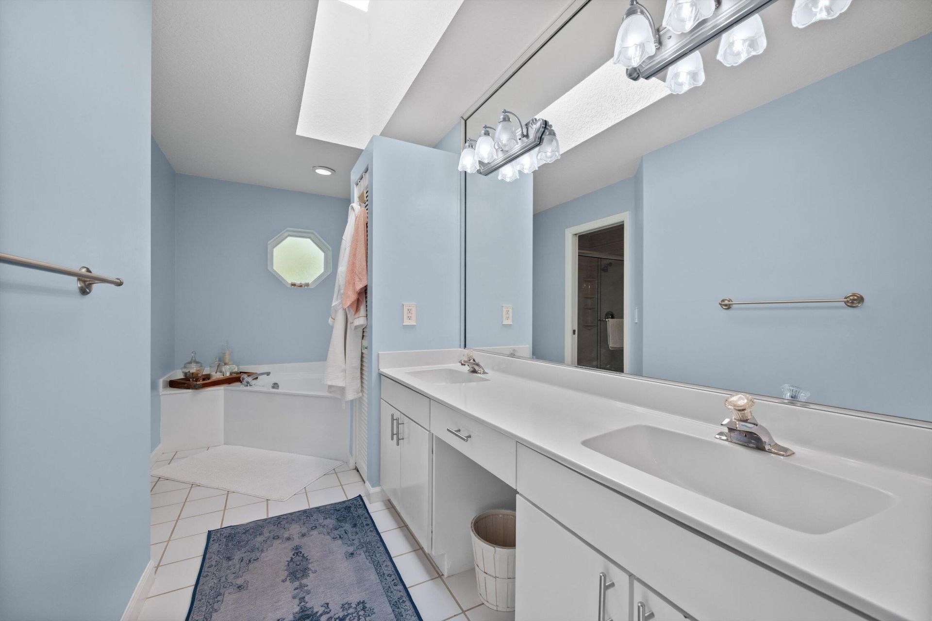 5040 SE Bent Wood Drive, Stuart, FL 34997 Photo