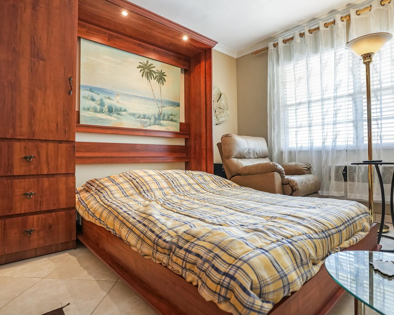 16801 NE 13th Avenue, Unit 308, Miami, FL 33162 Photo