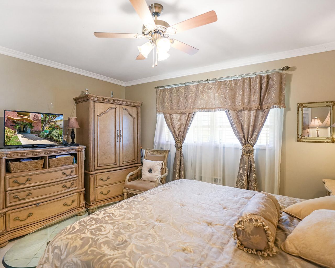 16801 NE 13th Avenue, Unit 308, Miami, FL 33162 Photo