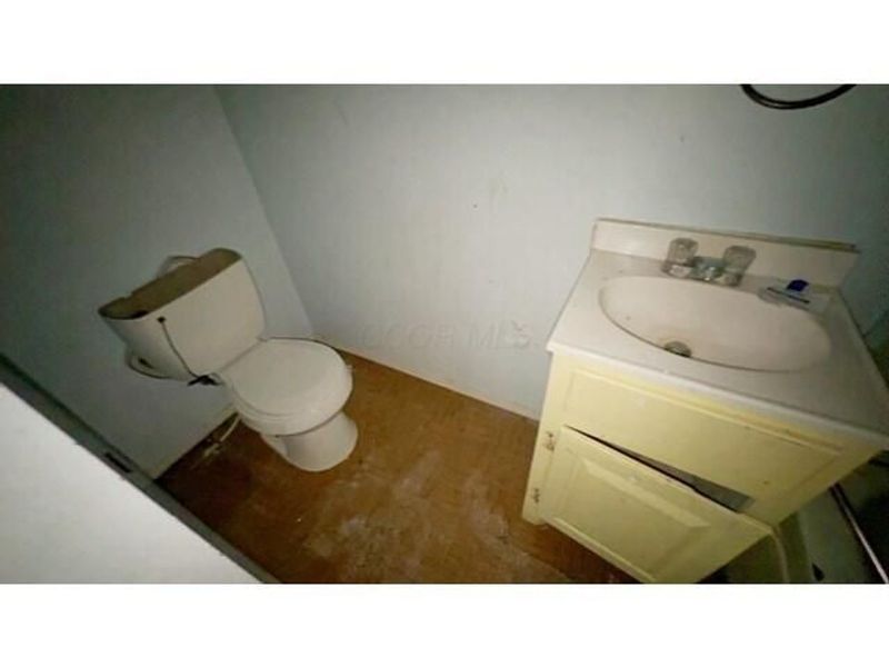 2798 E 5th Avenue, Columbus, OH 43219 Photo 11