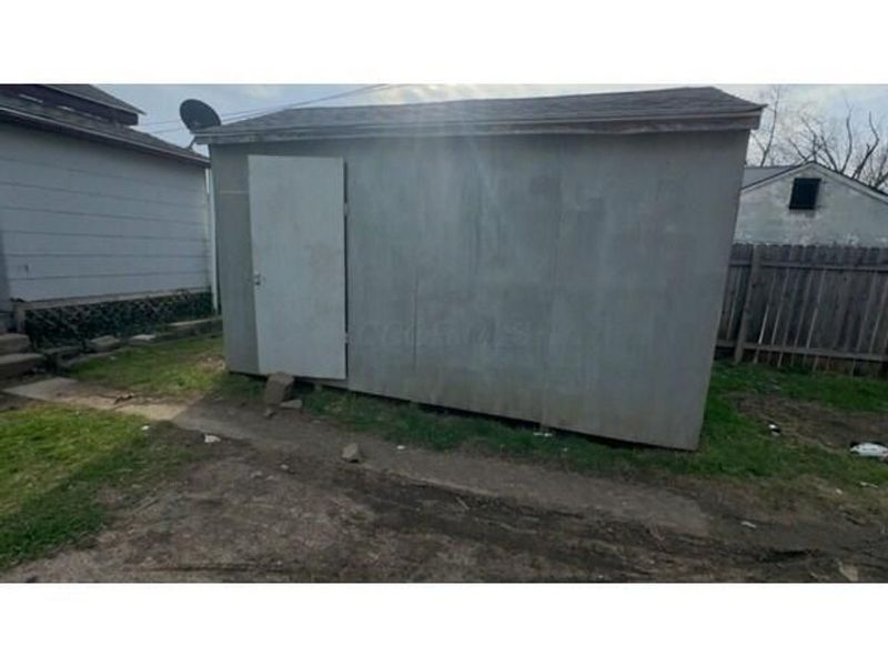 2798 E 5th Avenue, Columbus, OH 43219 Photo 5