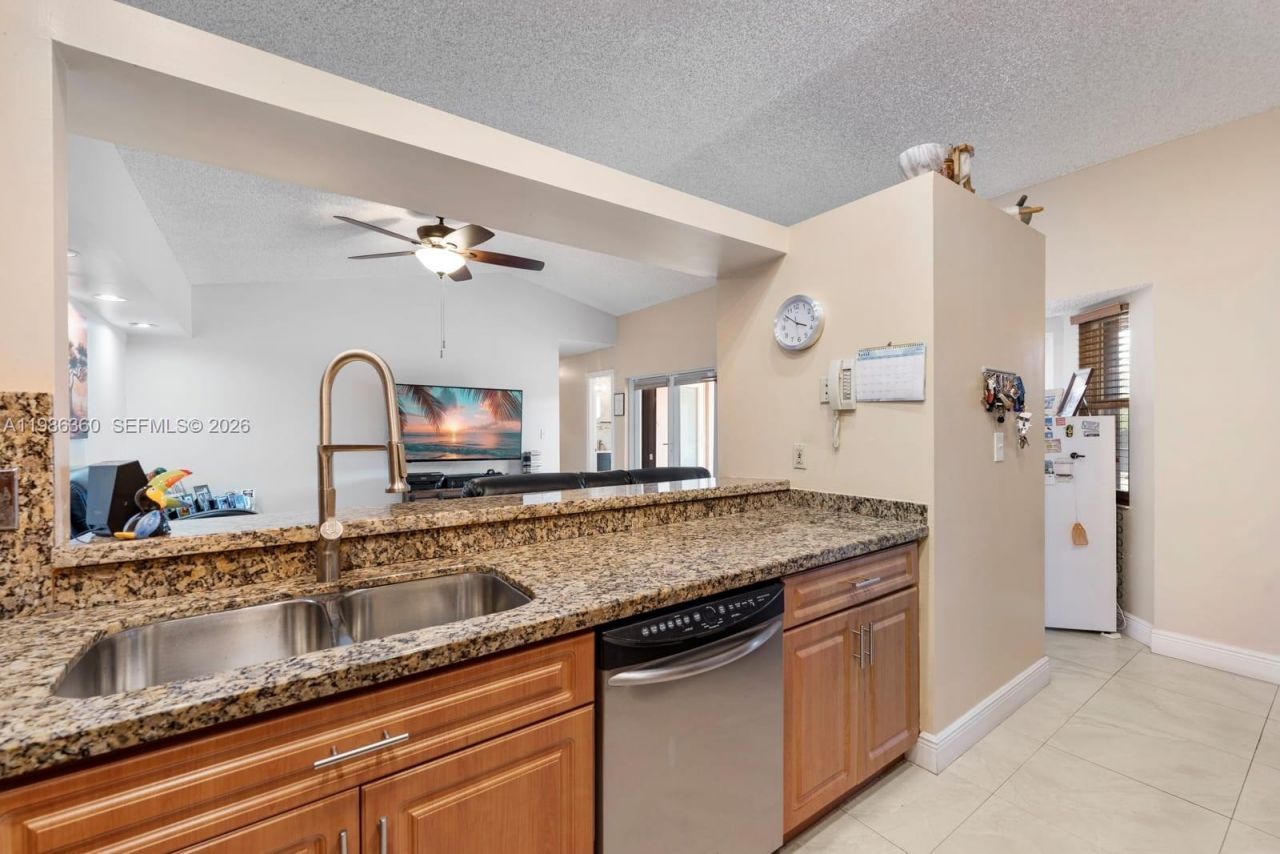 Please Call For Address, Miami, FL 33186 Photo