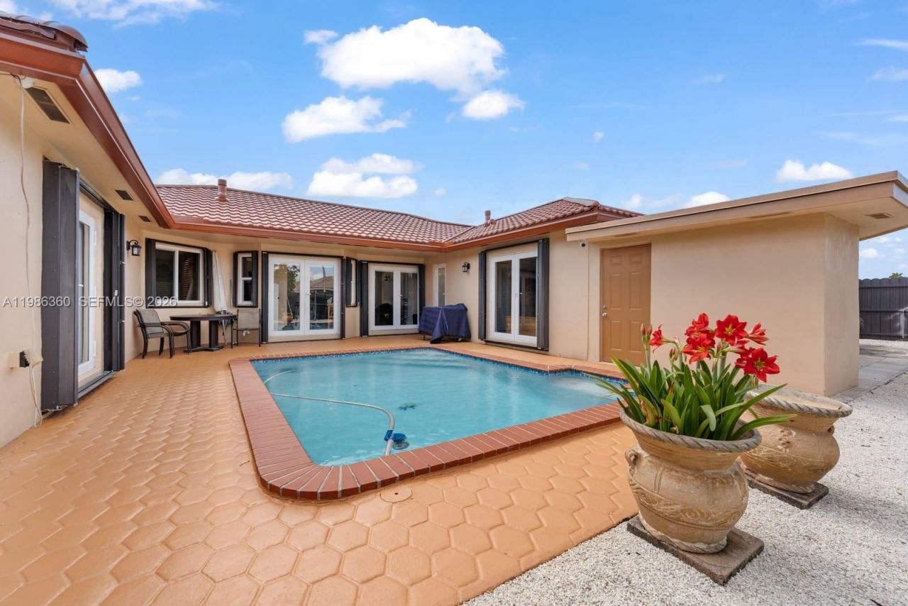 Please Call For Address, Miami, FL 33186 Photo