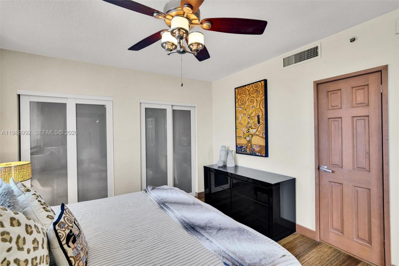 2829 Indian Creek Dr, Unit 1102, Miami Beach, FL 33140 Photo