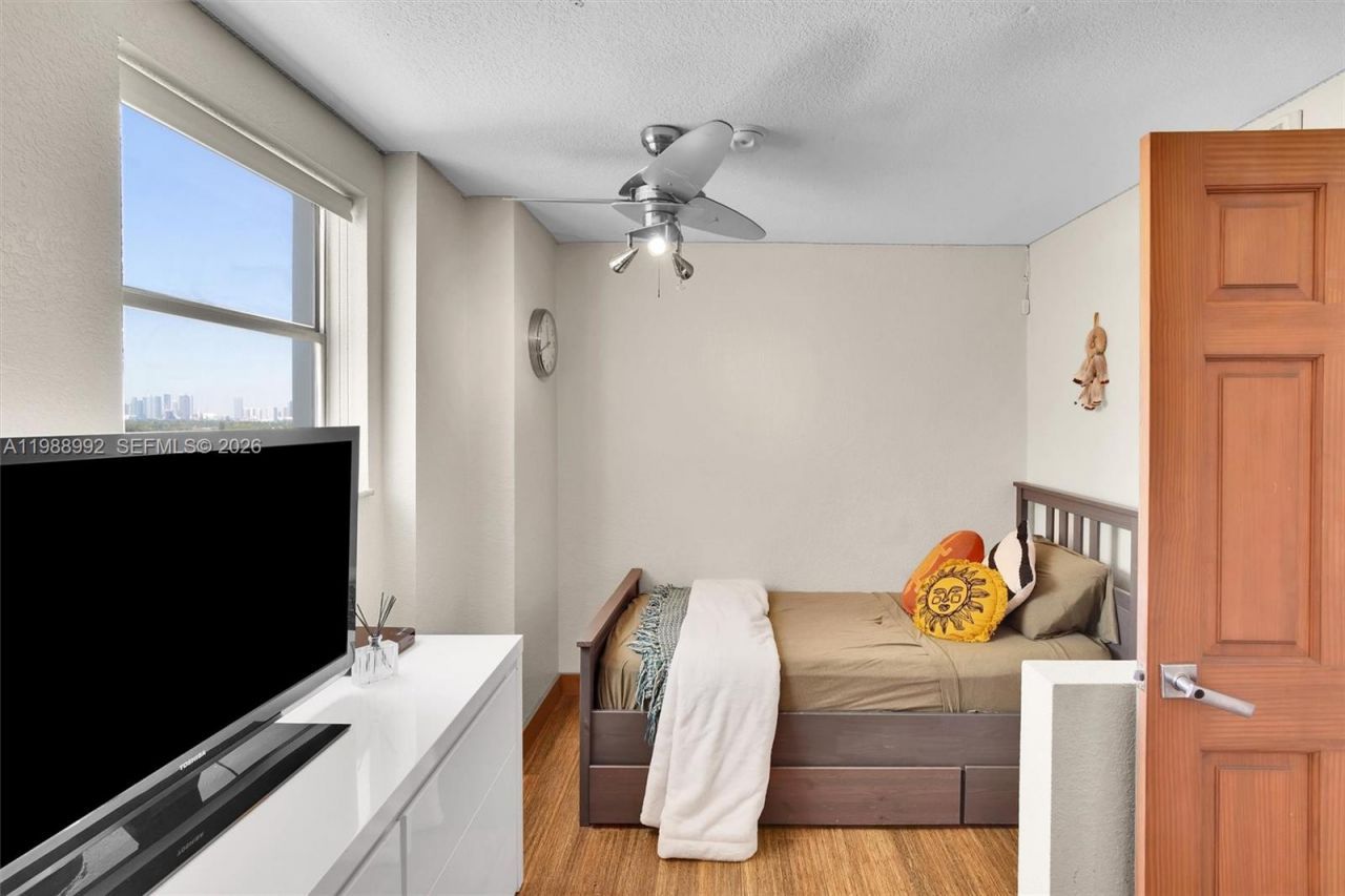 2829 Indian Creek Dr, Unit 1102, Miami Beach, FL 33140 Photo