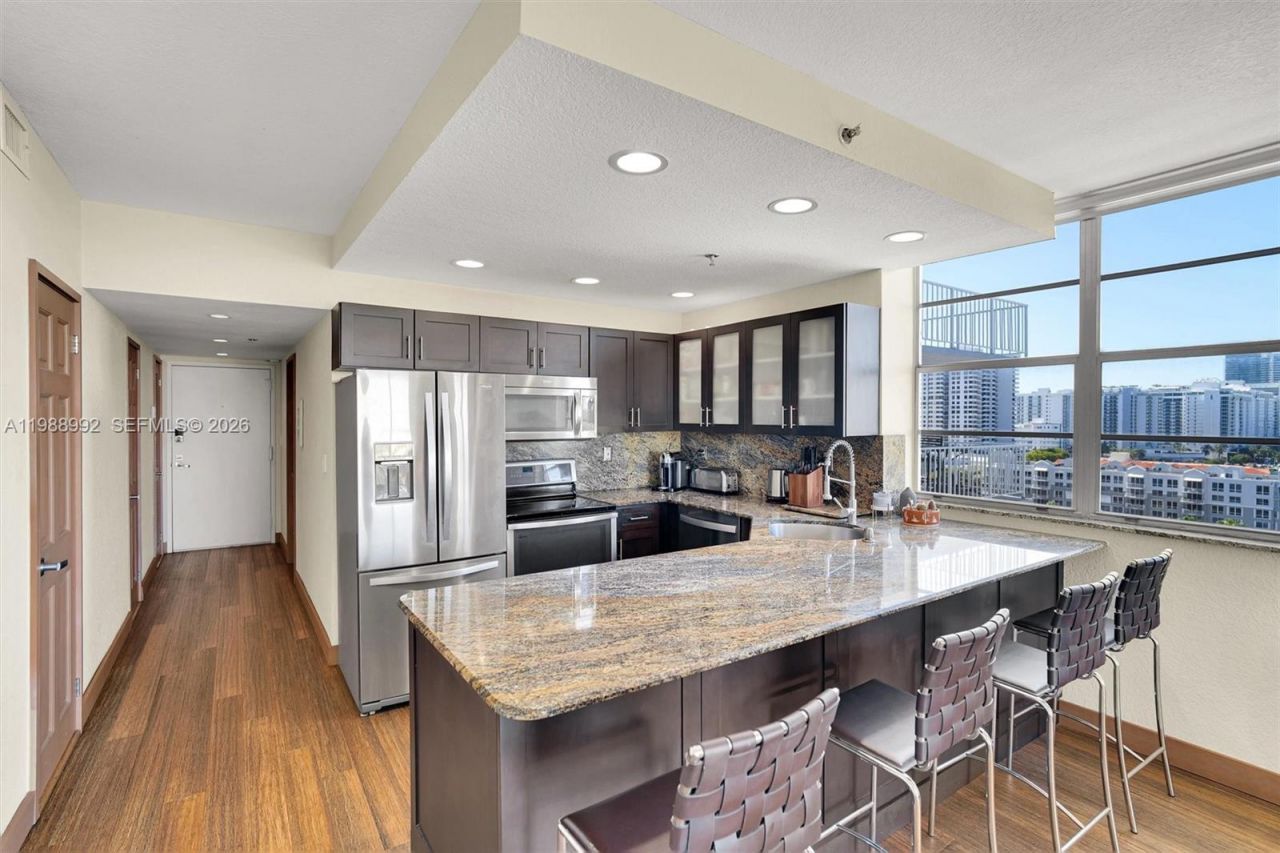 2829 Indian Creek Dr, Unit 1102, Miami Beach, FL 33140 Photo