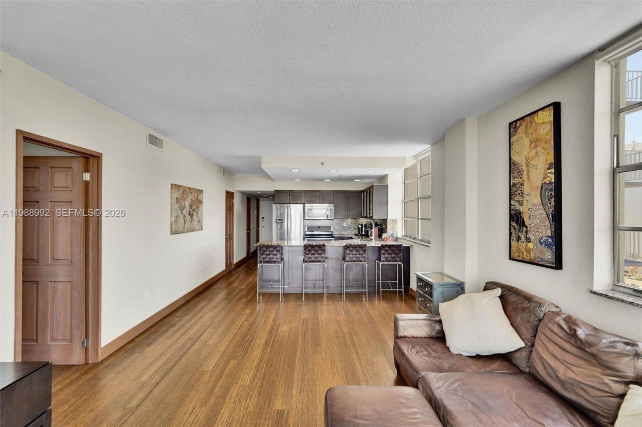 2829 Indian Creek Dr, Unit 1102, Miami Beach, FL 33140 Photo