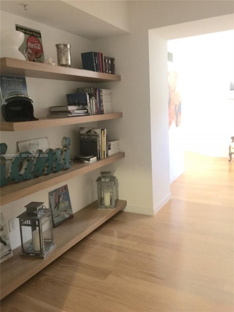 1 Century Ln , Unit 301, Miami Beach, FL 33139 Photo