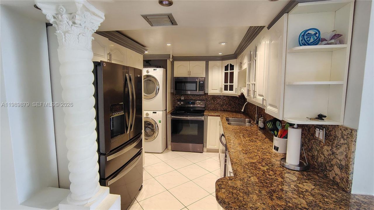 290 174th St, Unit 1507, Sunny Isles Beach, FL 33160 Photo
