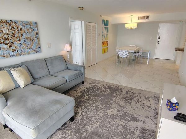 290 174th St, Unit 1507, Sunny Isles Beach, FL 33160