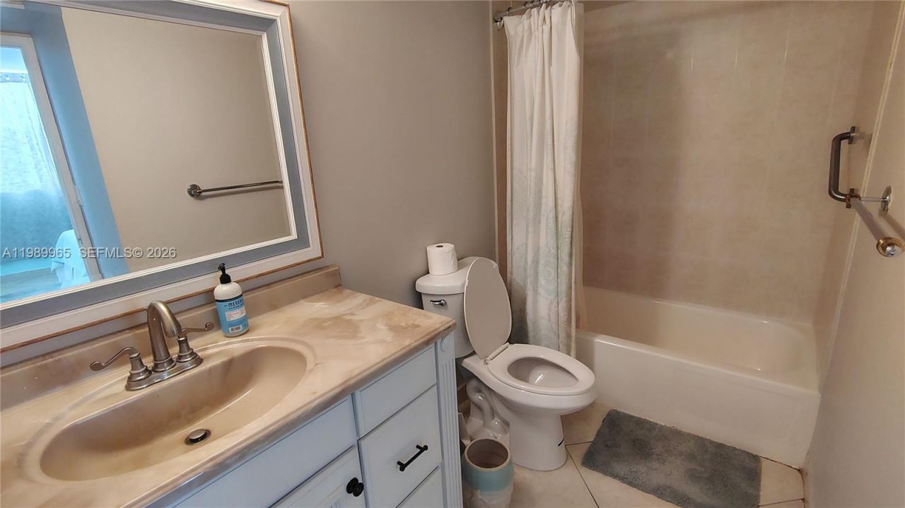290 174th St, Unit 1507, Sunny Isles Beach, FL 33160 Photo