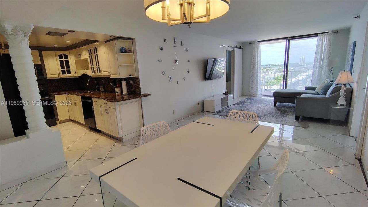 290 174th St, Unit 1507, Sunny Isles Beach, FL 33160 Photo
