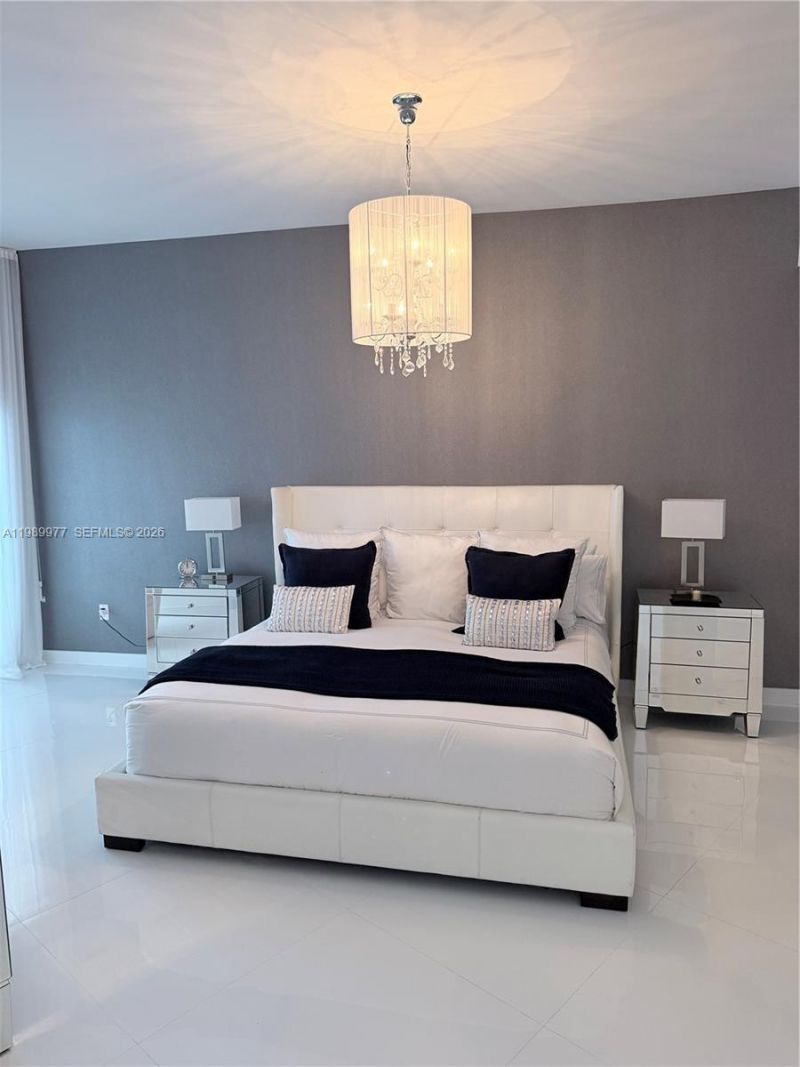 15811 Collins Ave , Unit 1803, Sunny Isles Beach, FL 33160 Photo