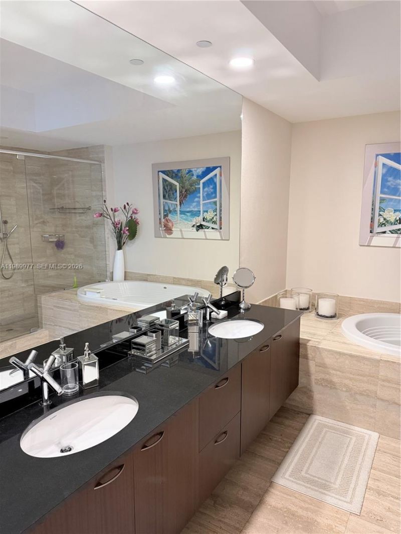 15811 Collins Ave , Unit 1803, Sunny Isles Beach, FL 33160 Photo